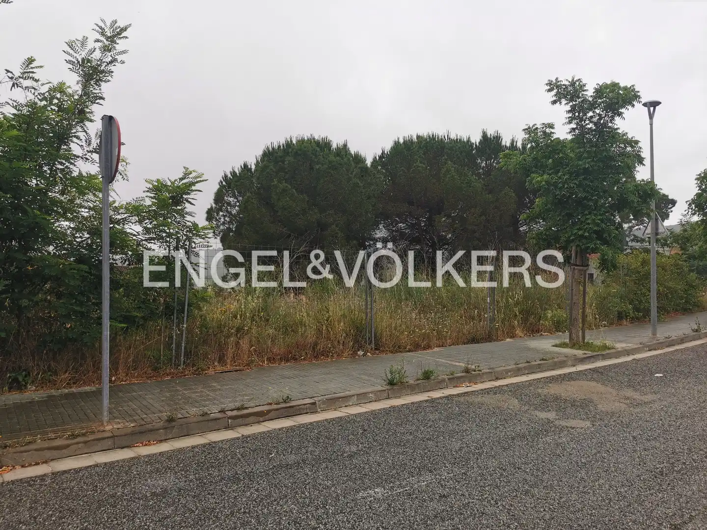Terreny residencial en venda a Begues, imagen 2