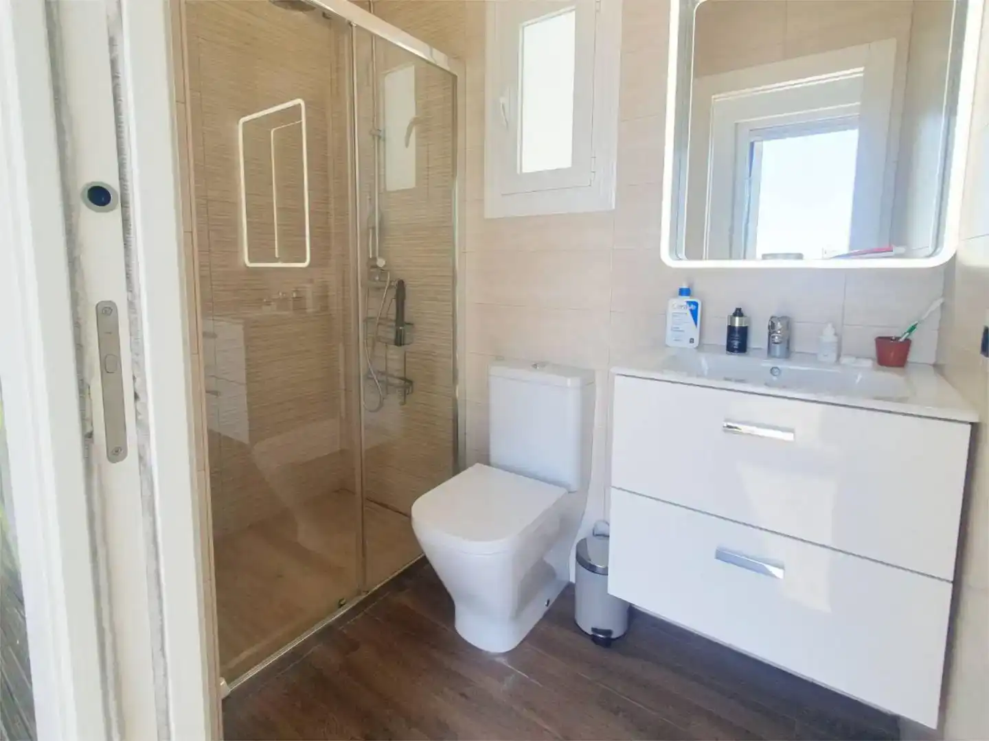 Baño de Piso en venta en Roquetas de Mar con Amueblado