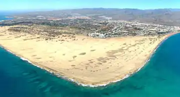 Houses for sale in Calle Swing, Salobre Golf