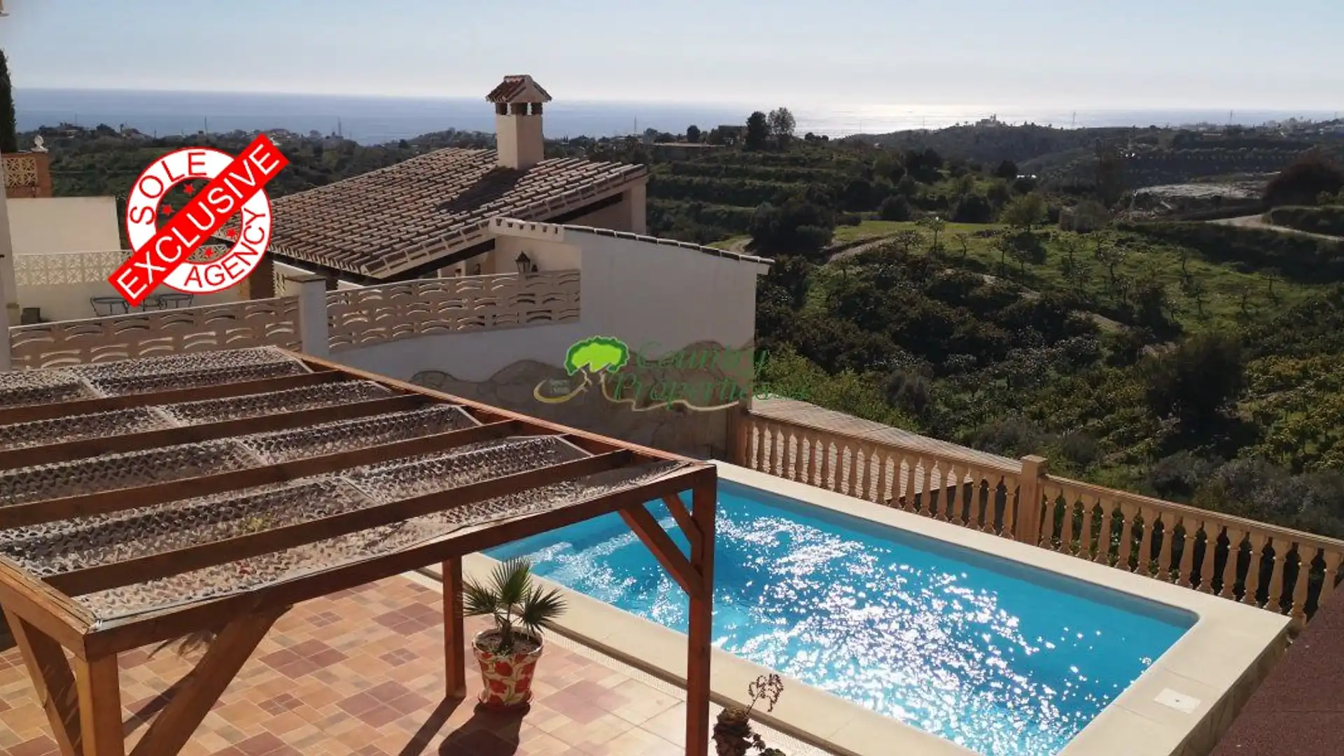 Swimming pool of Country homes for sale in Vélez-Málaga  with Terrace, Storage room and Swimming Pool