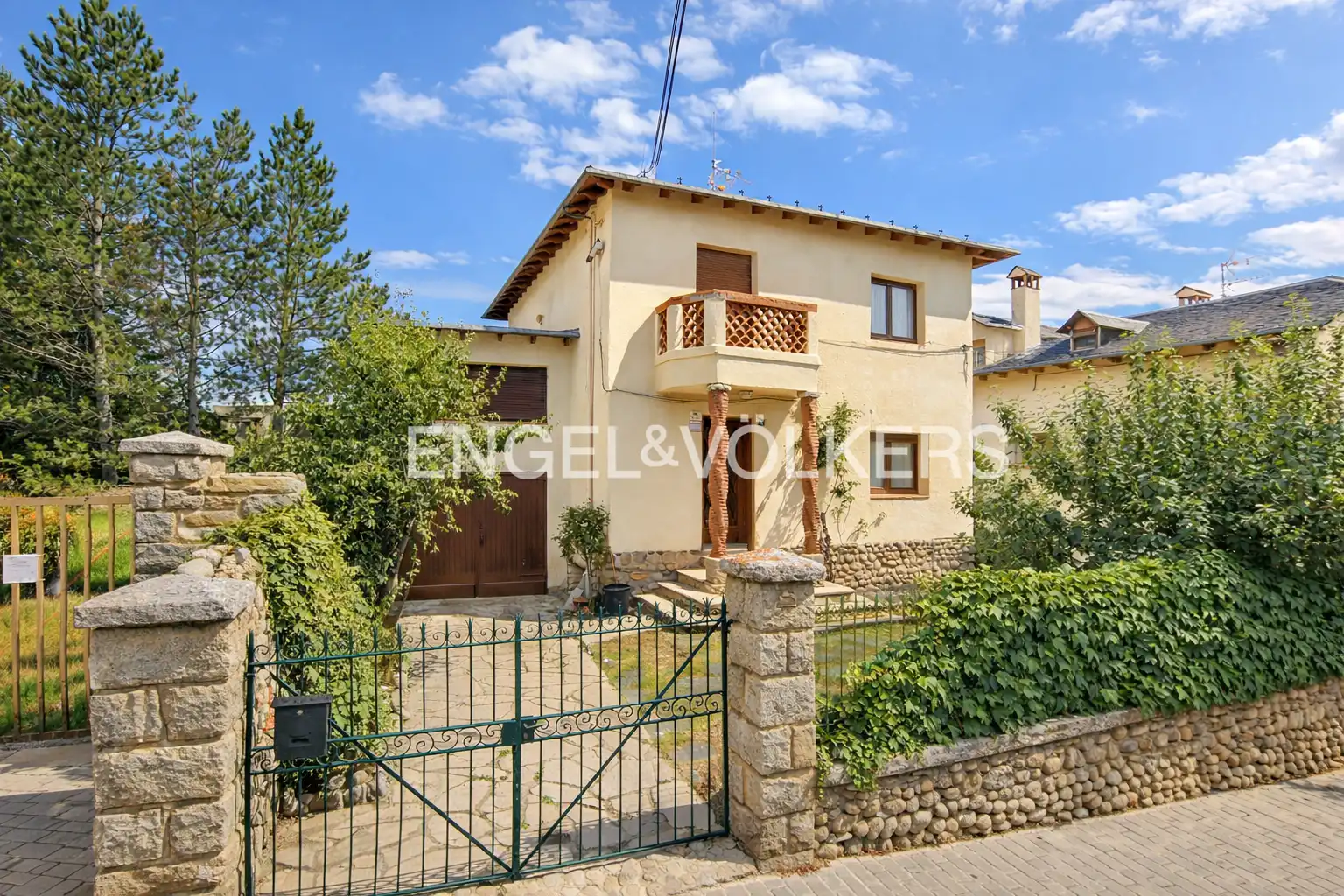 Casa con terrazza in vendita a Carrer Cadí 9, imagen 4