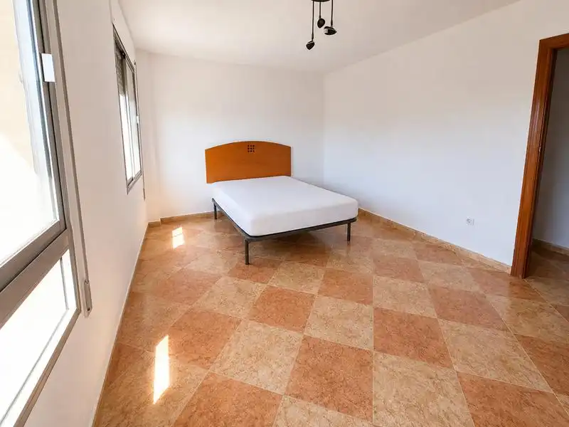 Habitación de Piso en venta en Málaga con Jardín privado