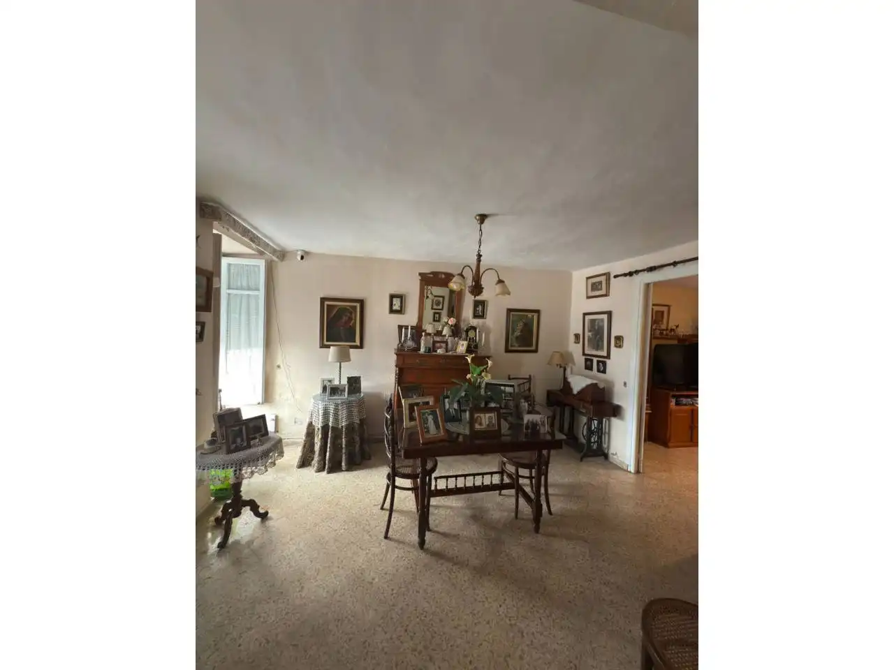 Sala d'estar de Casa adosada en venda en Estepona amb Terrassa i Moblat