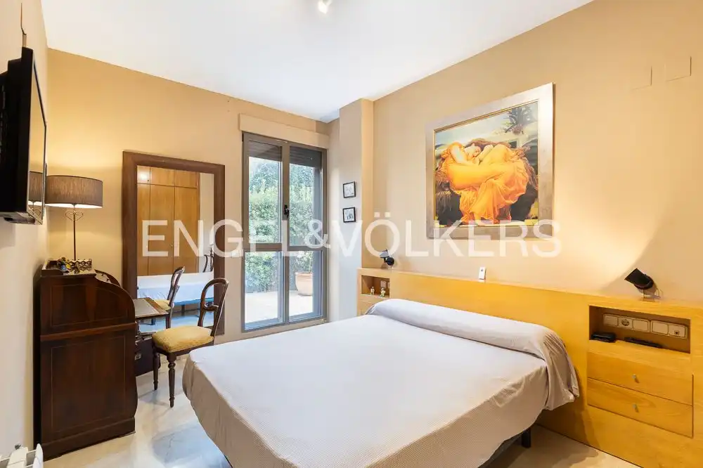 Habitación de Piso en venta en Valencia con Aire acondicionado, Calefacción y Jardín privado
