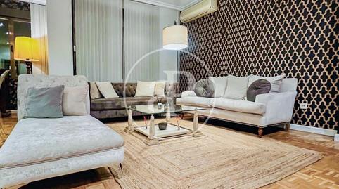 Foto 2 de Piso en venta en Castillejos - Cuzco, Madrid