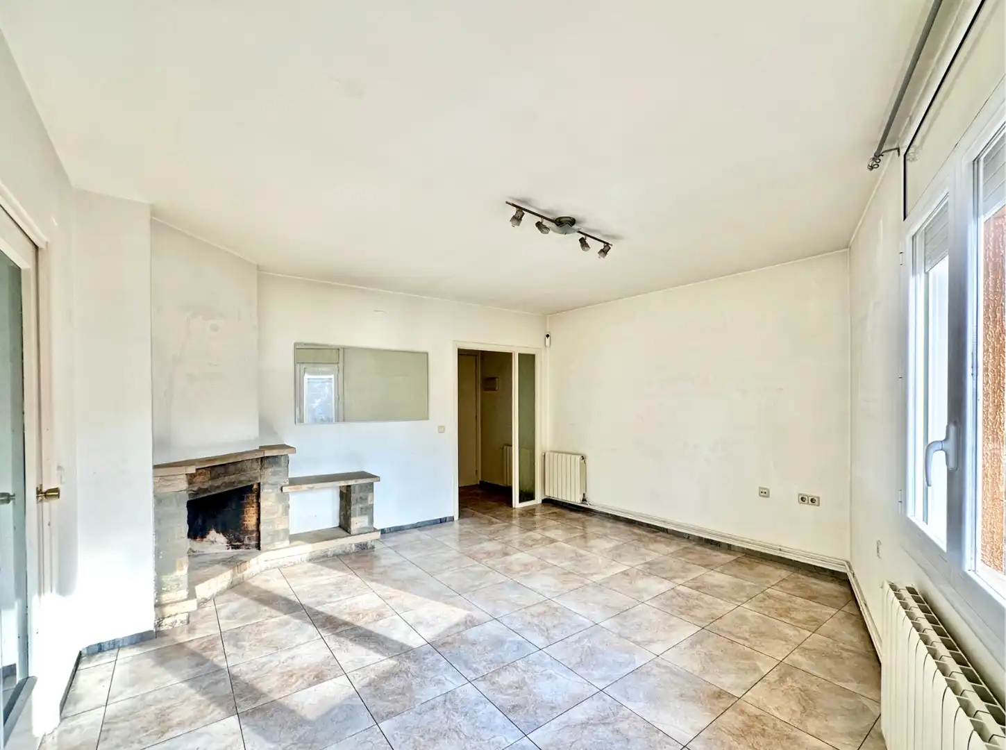 Flat for sale in Carrer de Puigdassalit, Torelló