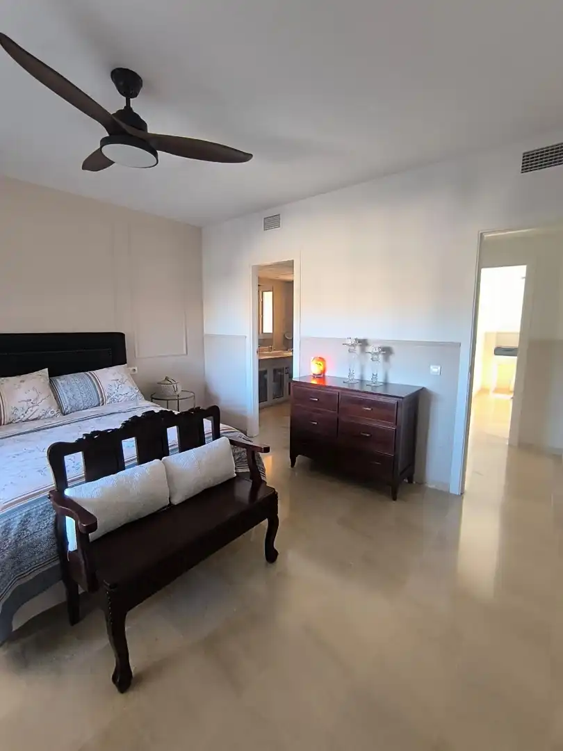 Apartament amb piscina en venda a Calahonda, imagen 31