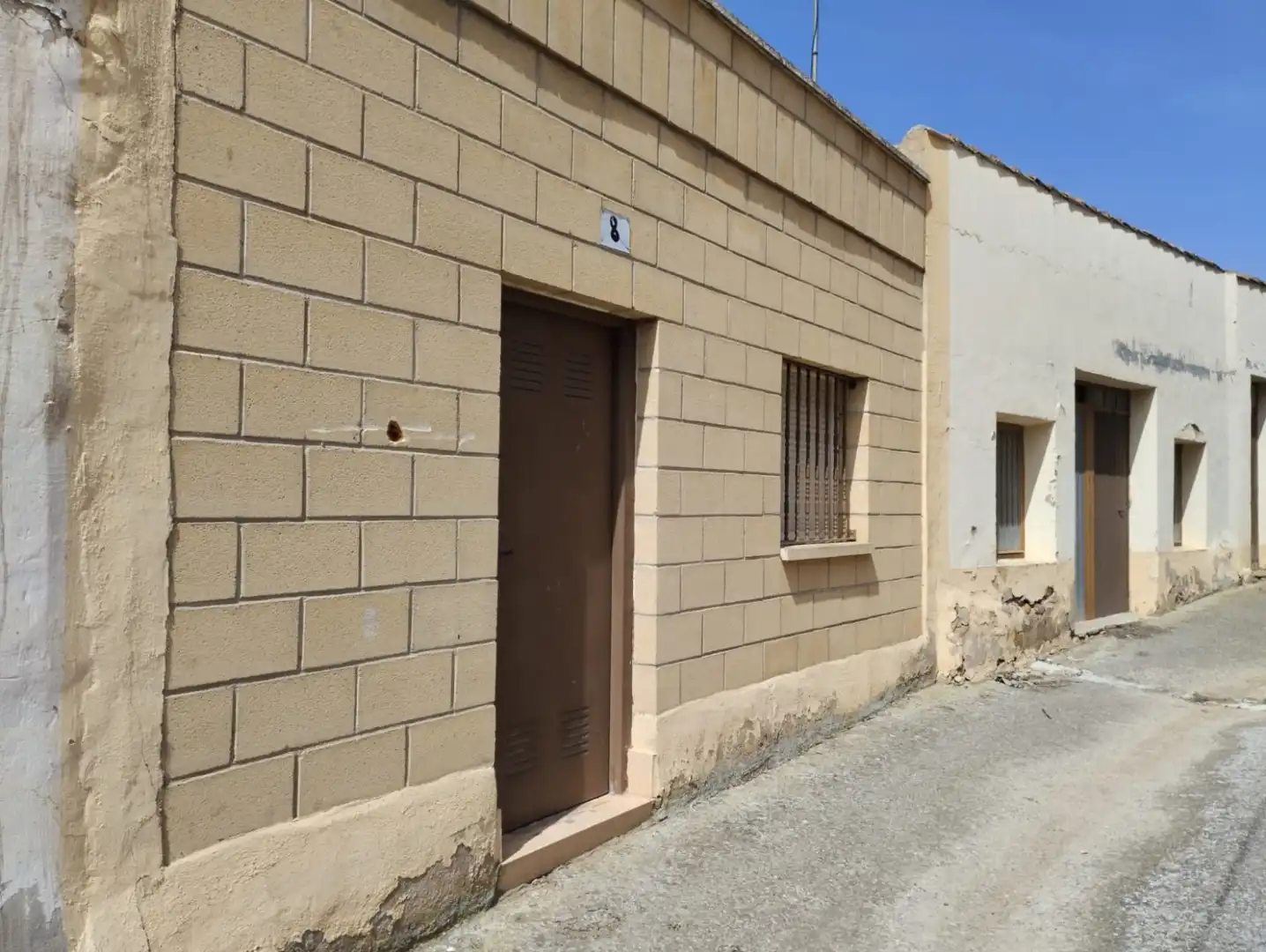 Vista exterior de Pis en venda en Entrena amb Calefacció i Terrassa