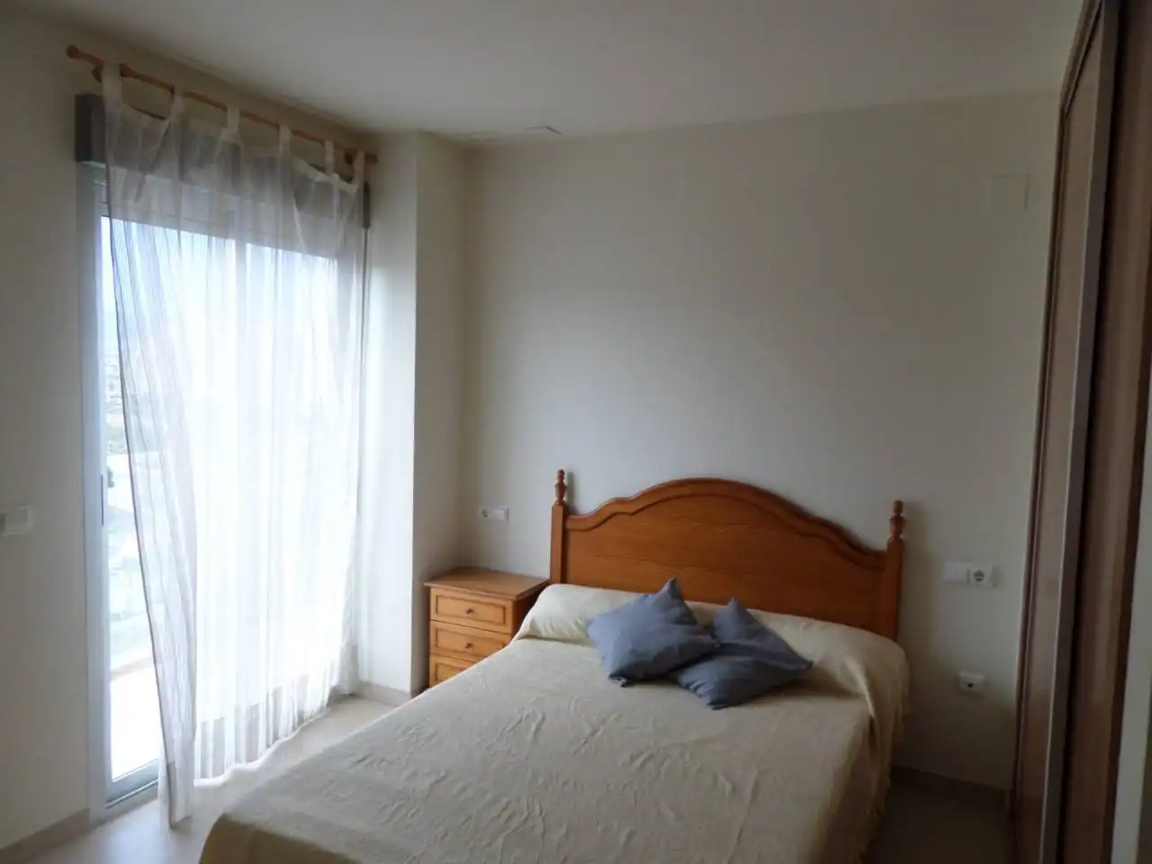Bedroom of Flat for sale in Oropesa del Mar / Orpesa  with Air Conditioner, Terrace and Furnished
