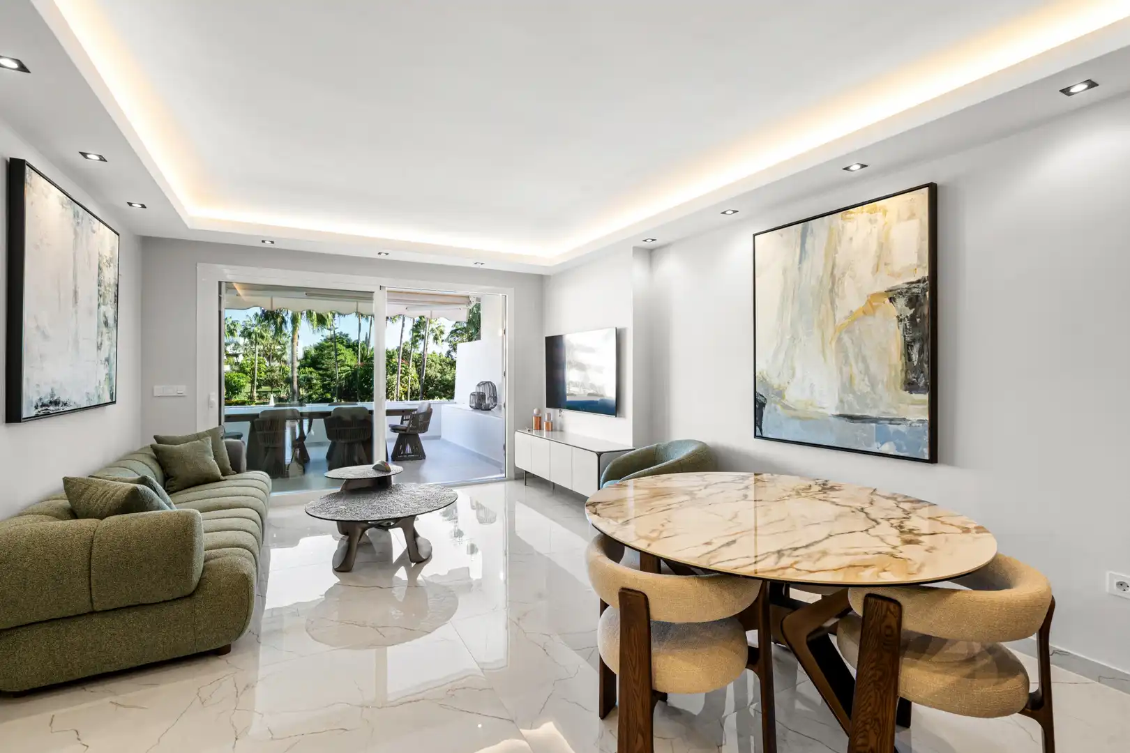 Sala de estar de Apartamento en venta en Marbella con Aire acondicionado, Terraza y Trastero
