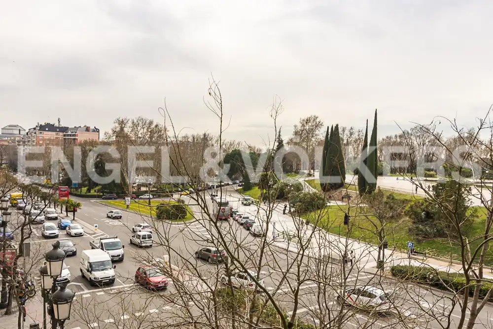 Parking of Flat for rent in Madrid  with Heating, Parquet flooring and Furnished