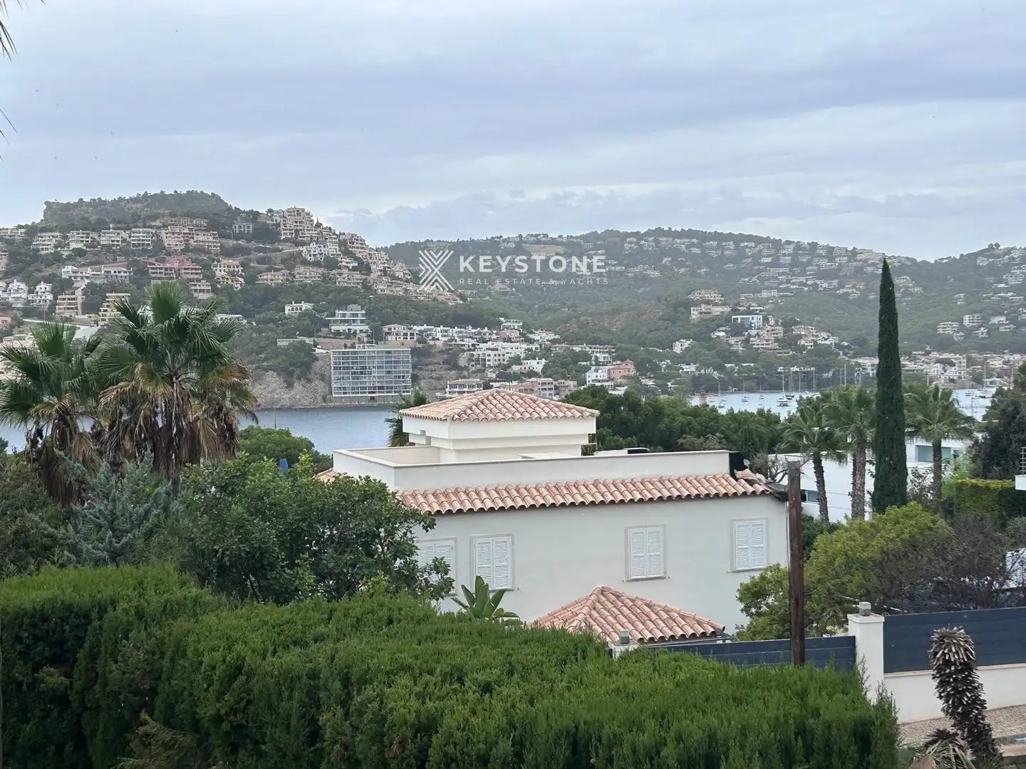 Vista exterior de Casa o xalet de lloguer en Andratx amb Aire condicionat, Terrassa i Piscina