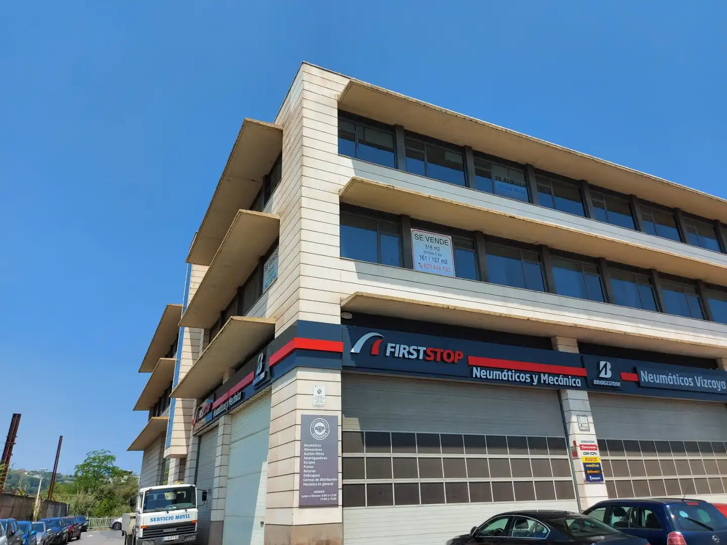 Oficina amb ascensor en venda a Erandio