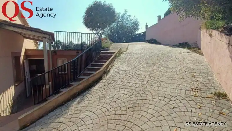 Vista exterior de Casa o xalet en venda en Tordera amb Calefacció, Jardí privat i Terrassa