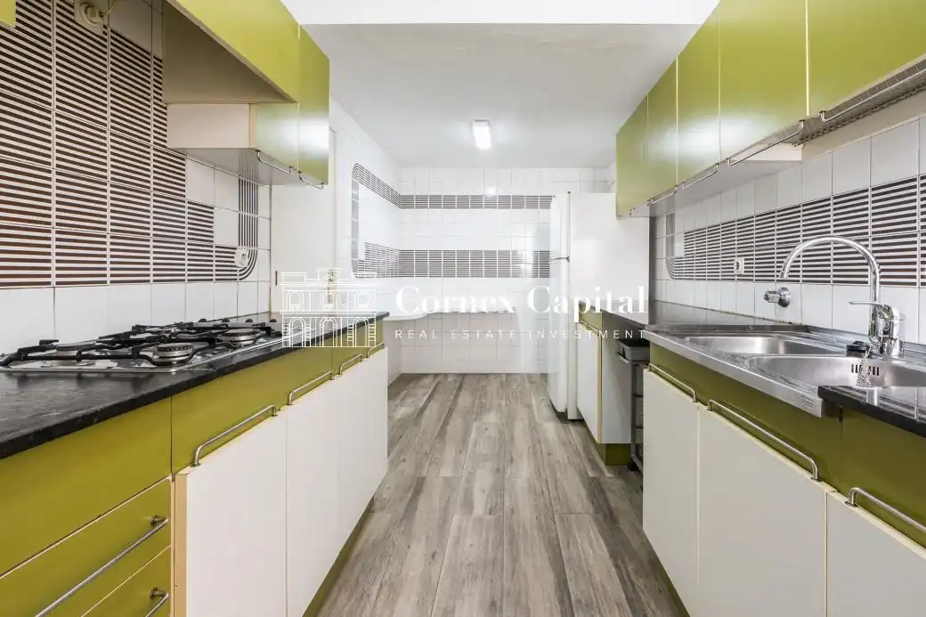 Wohnung zum Verkauf in CALABRIA, La Nova Esquerra de l'Eixample