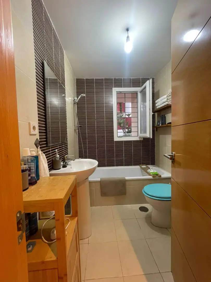 Bany de Pis en venda en Benalmádena amb Terrassa i Piscina comunitària