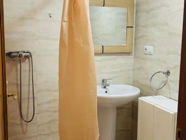 Flat for rent in Calle San Adrián, 15, La Cava - Fardachón