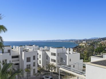 Attico con piscina in vendita a Torrequebrada