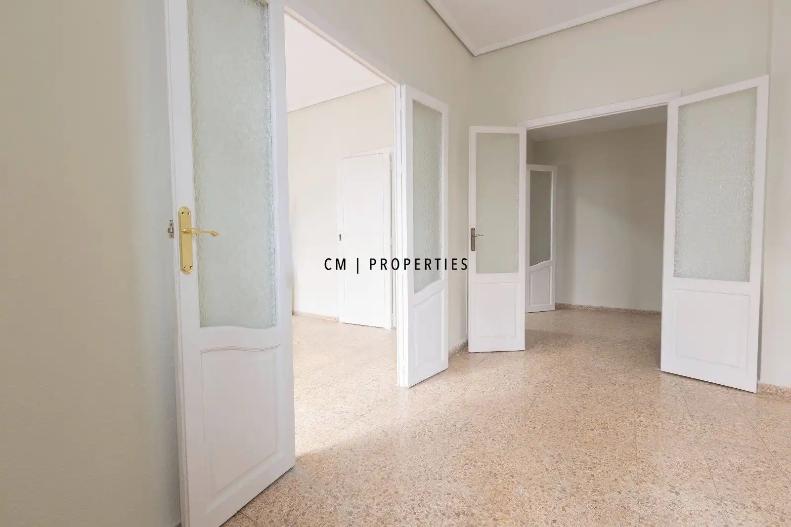 Flat with lift to rent in Marti, imagen 6