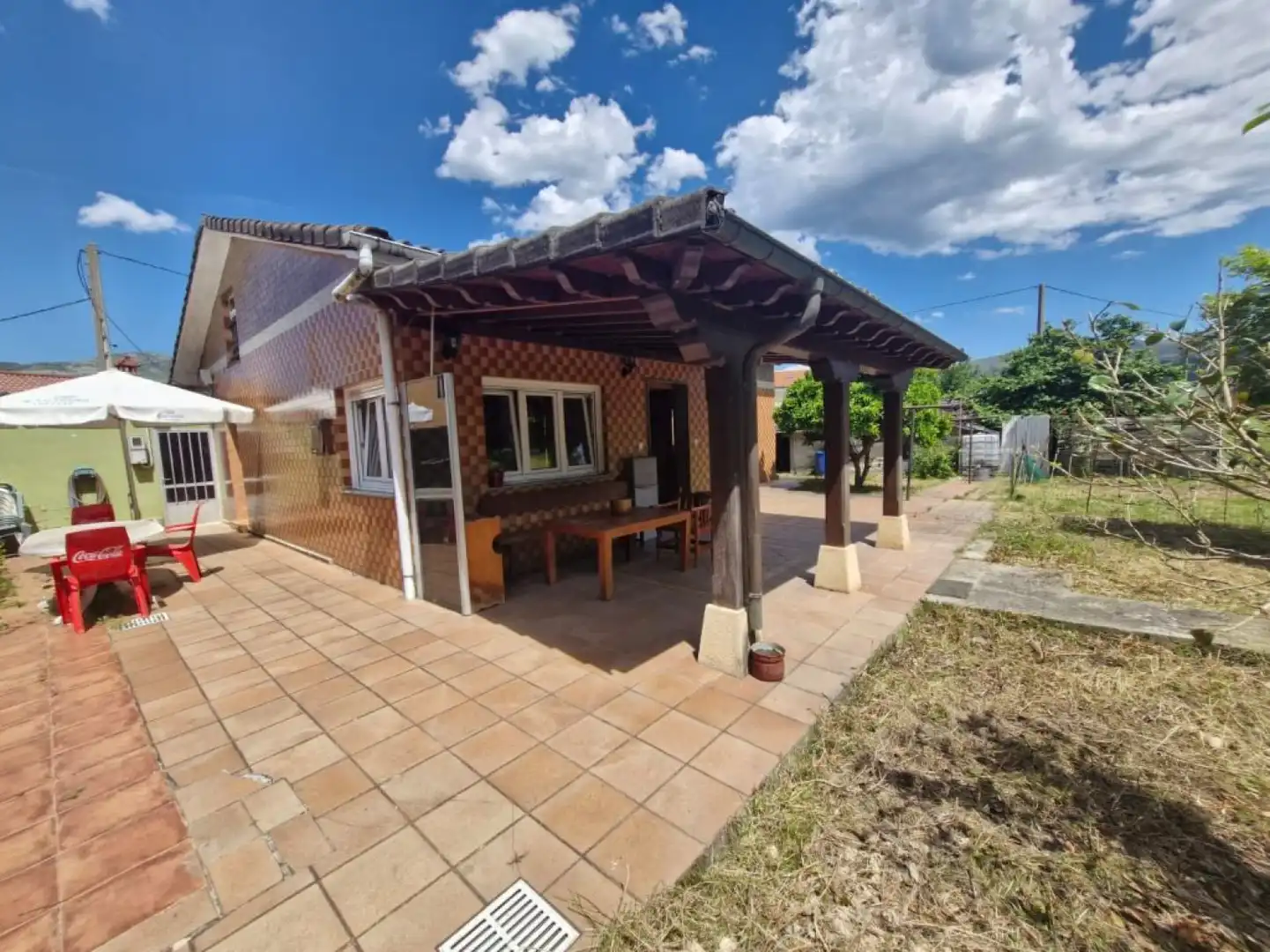 Jardí de Casa o xalet en venda en Los Corrales de Buelna  amb Calefacció, Jardí privat i Terrassa
