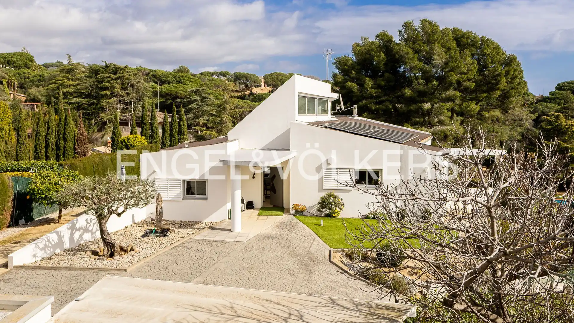 Exterior view of Houses for sale in Sant Andreu de Llavaneres  with Heating, Private garden and Parquet flooring