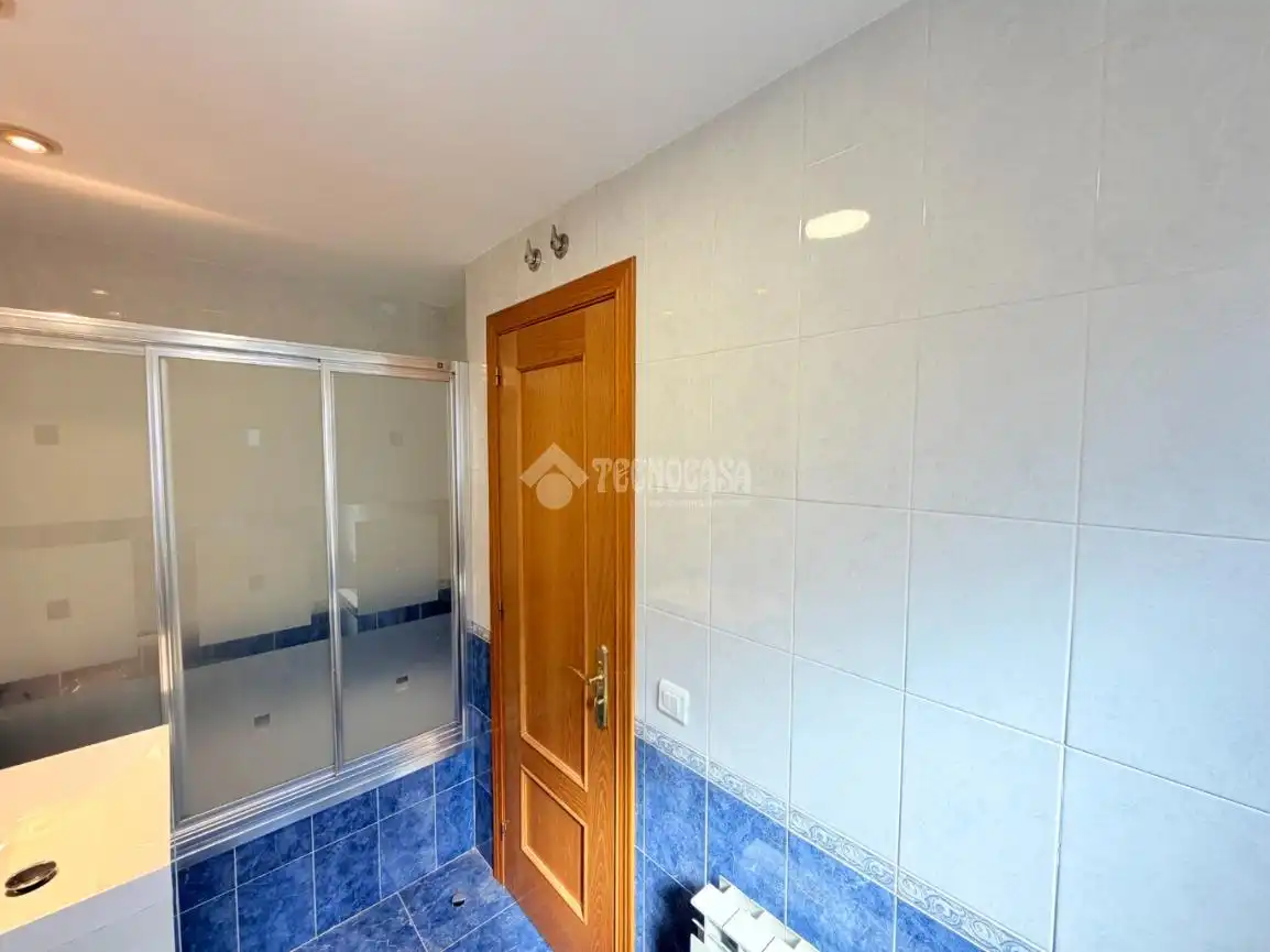 Bathroom of Flat for sale in Palazuelos de Eresma  with Storage room