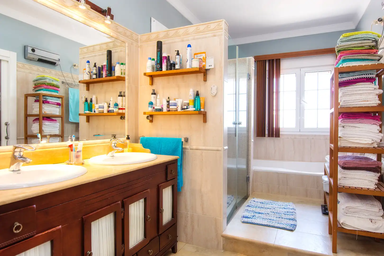 Baño de Casa o chalet en venta en Carboneras con Aire acondicionado, Calefacción y Jardín privado