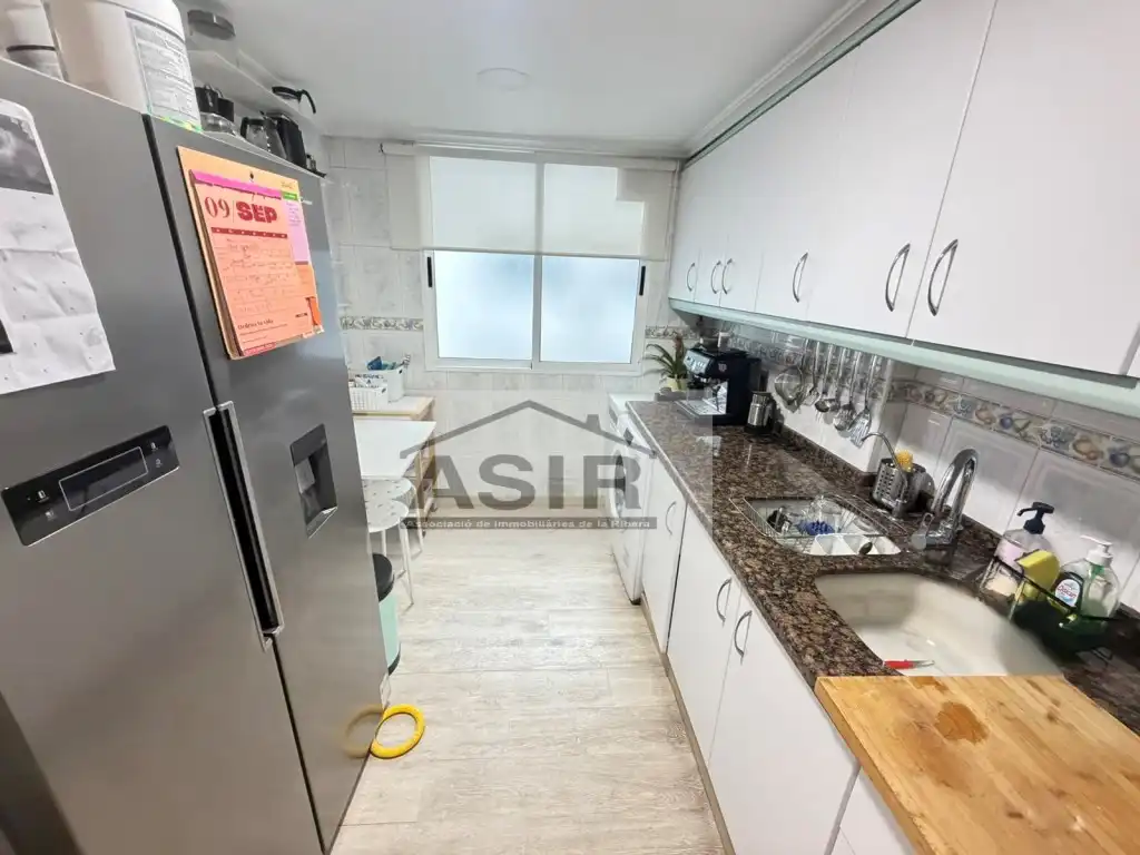 Cuina de Pis de lloguer en Alzira amb Aire condicionat i Terrassa