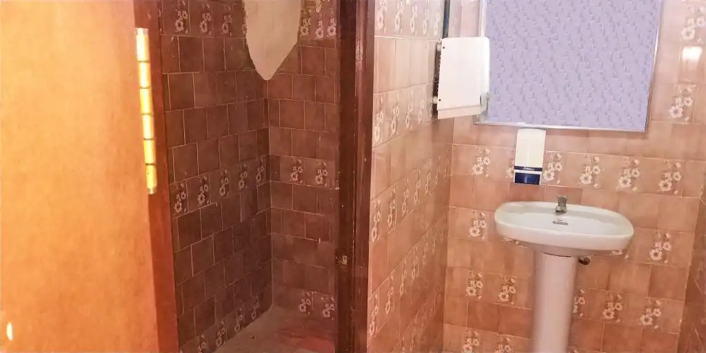 Bathroom of Country homes for sale in Verdú