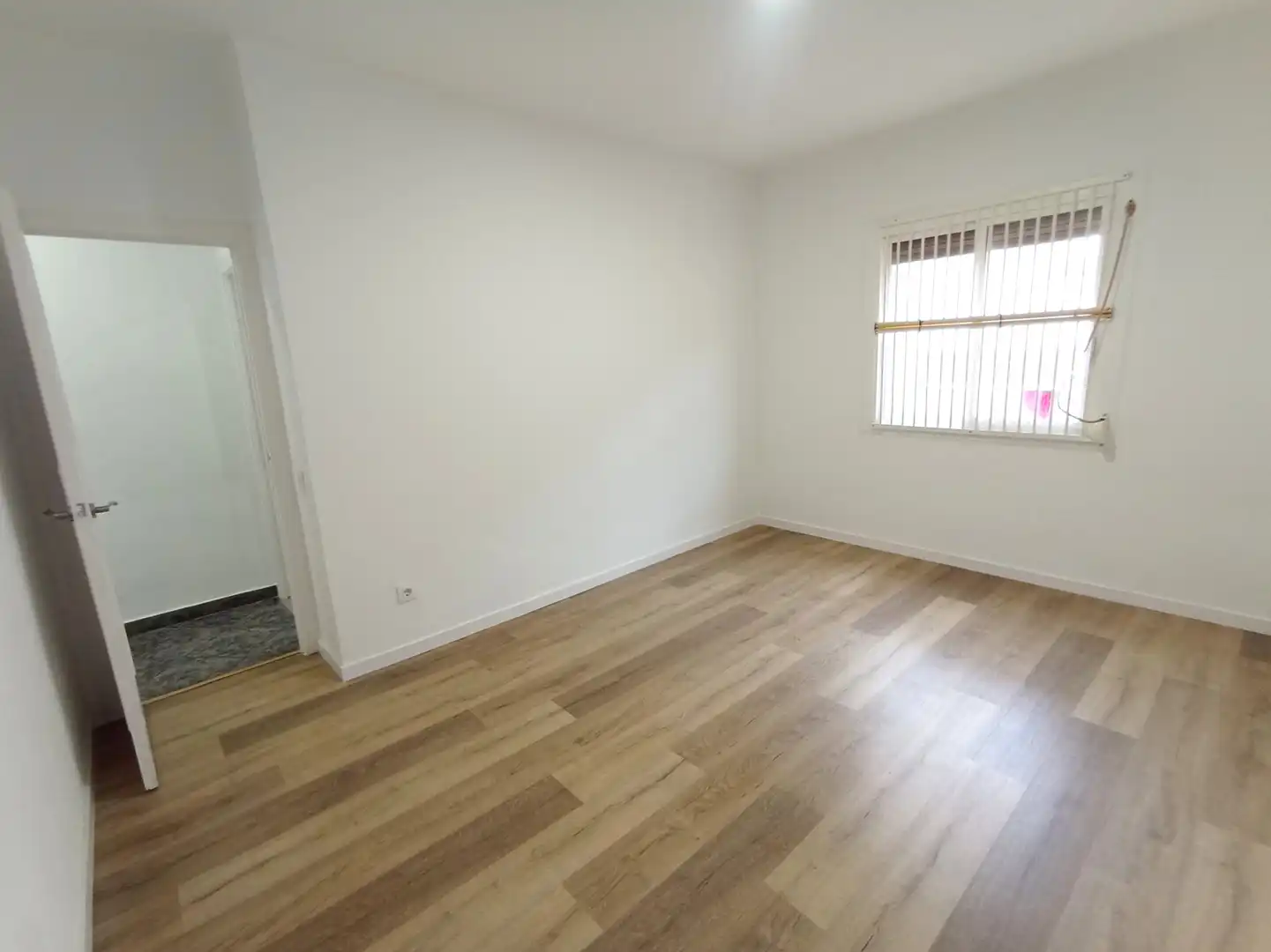 Dormitori de Pis en venda en Mataró amb Parquet, Terrassa i Forn