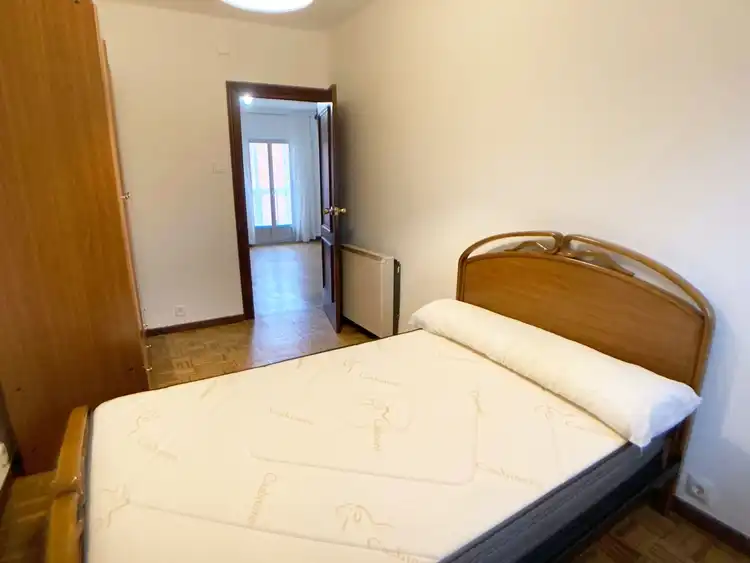 Dormitori de Pis en venda en Madrid amb Calefacció, Parquet i Terrassa
