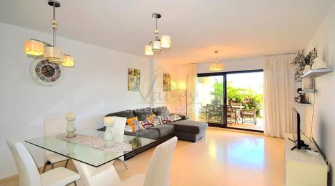 Foto 4 de Pis en venda a La Alcaidesa, Cádiz