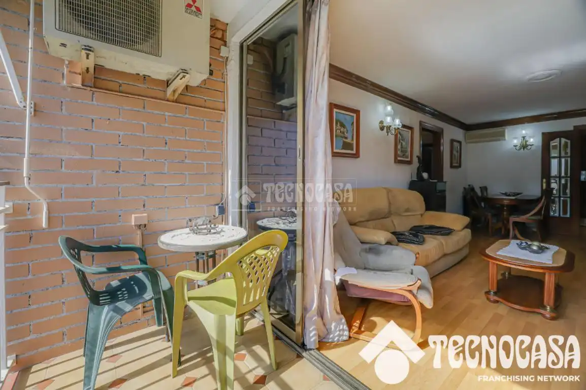 Habitación de Piso en venta en Santa Coloma de Gramenet