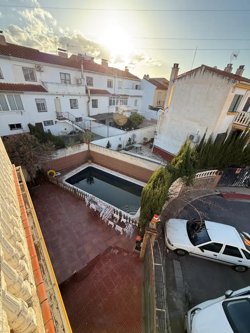 Piscina de Casa o chalet en venta en Las Gabias con Aire acondicionado, Calefacción y Jardín privado