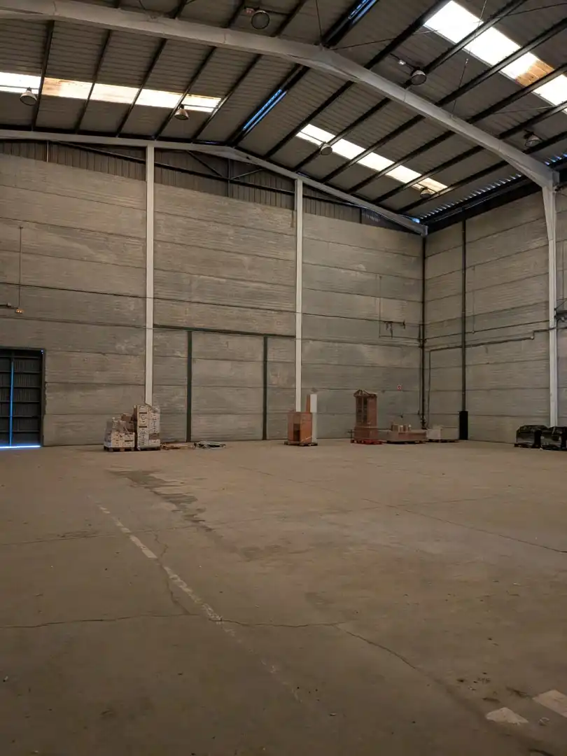 Industriegebäude zur Miete in La Hacienda - Nueva Andalucía, imagen 3