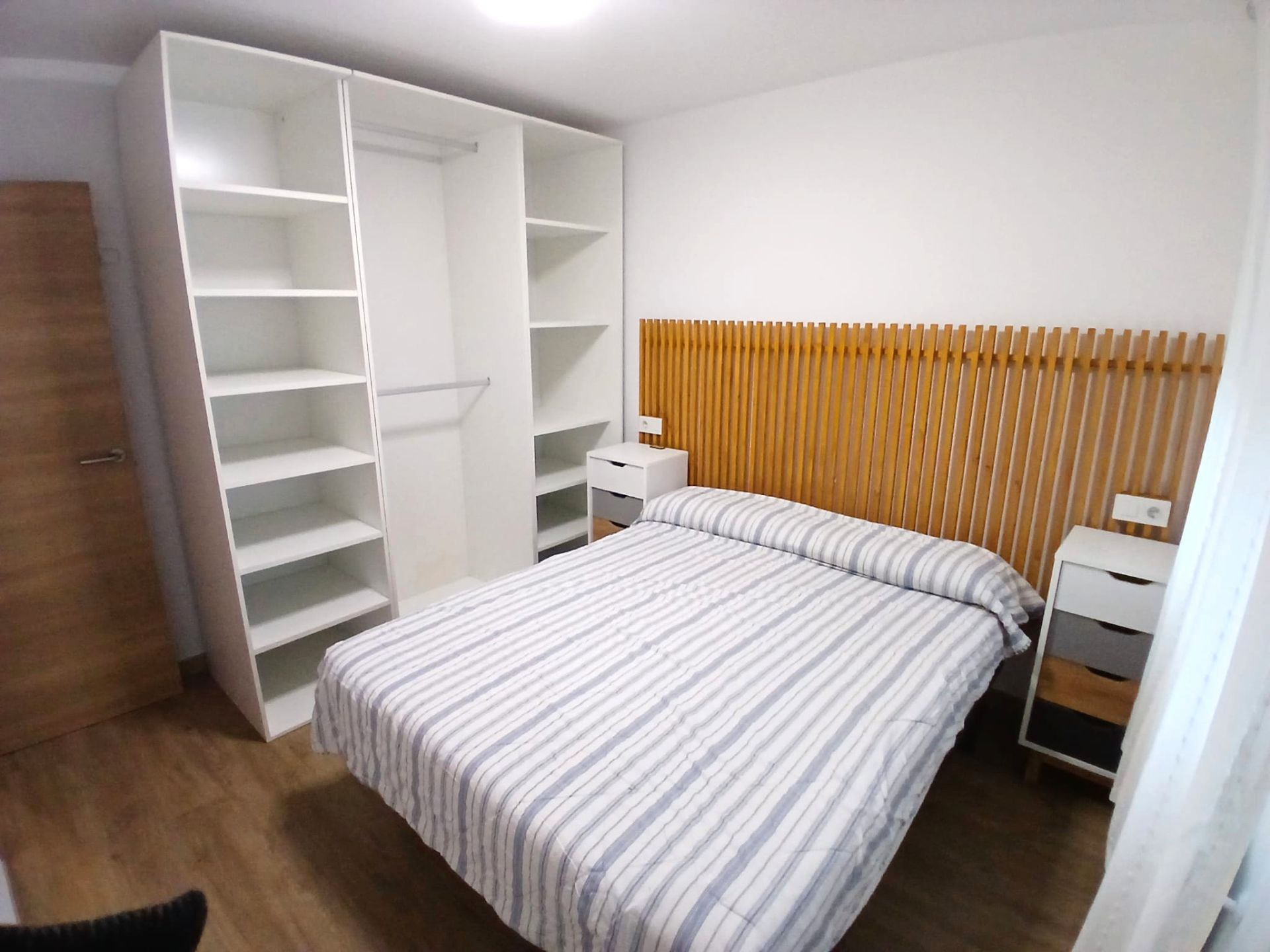 Dormitori de Pis de lloguer en Colindres amb Moblat