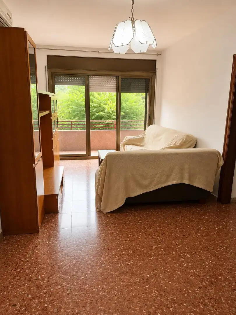 Piso con terraza en venta en Carrer de la Lleialtat, imagen 5