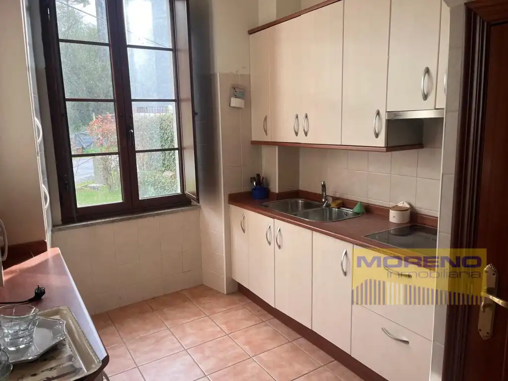 Cuina de Casa o xalet en venda en Sarria
