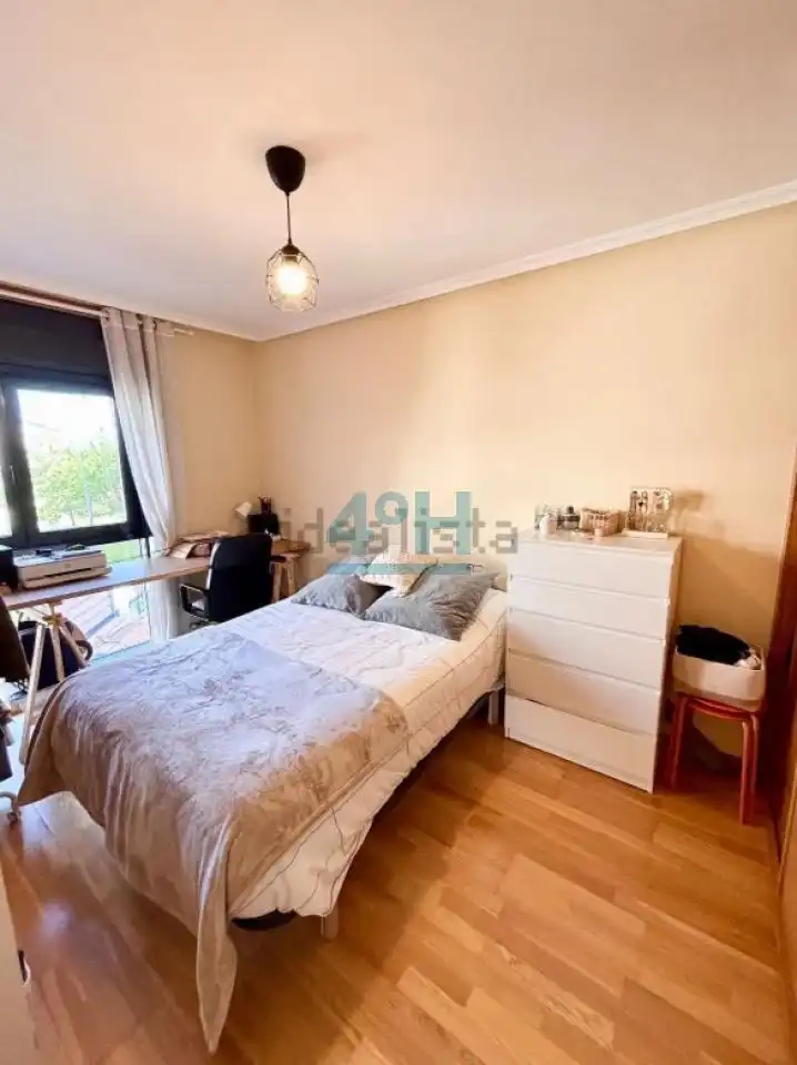 Bedroom of Flat for sale in Ourense Capital   with Heating and Balcony