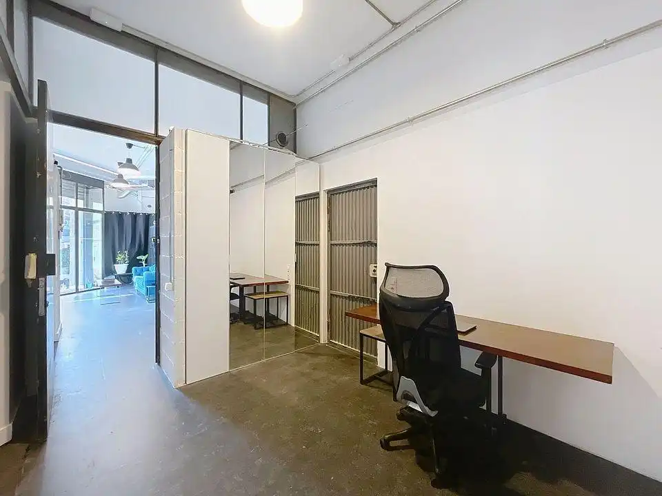 Geschaftsraum zum Verkauf in Barcelona mit Terrasse und Möbliert