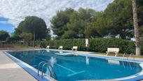 Piscina de Pis en venda en Torrevieja amb Terrassa, Moblat i Piscina comunitària