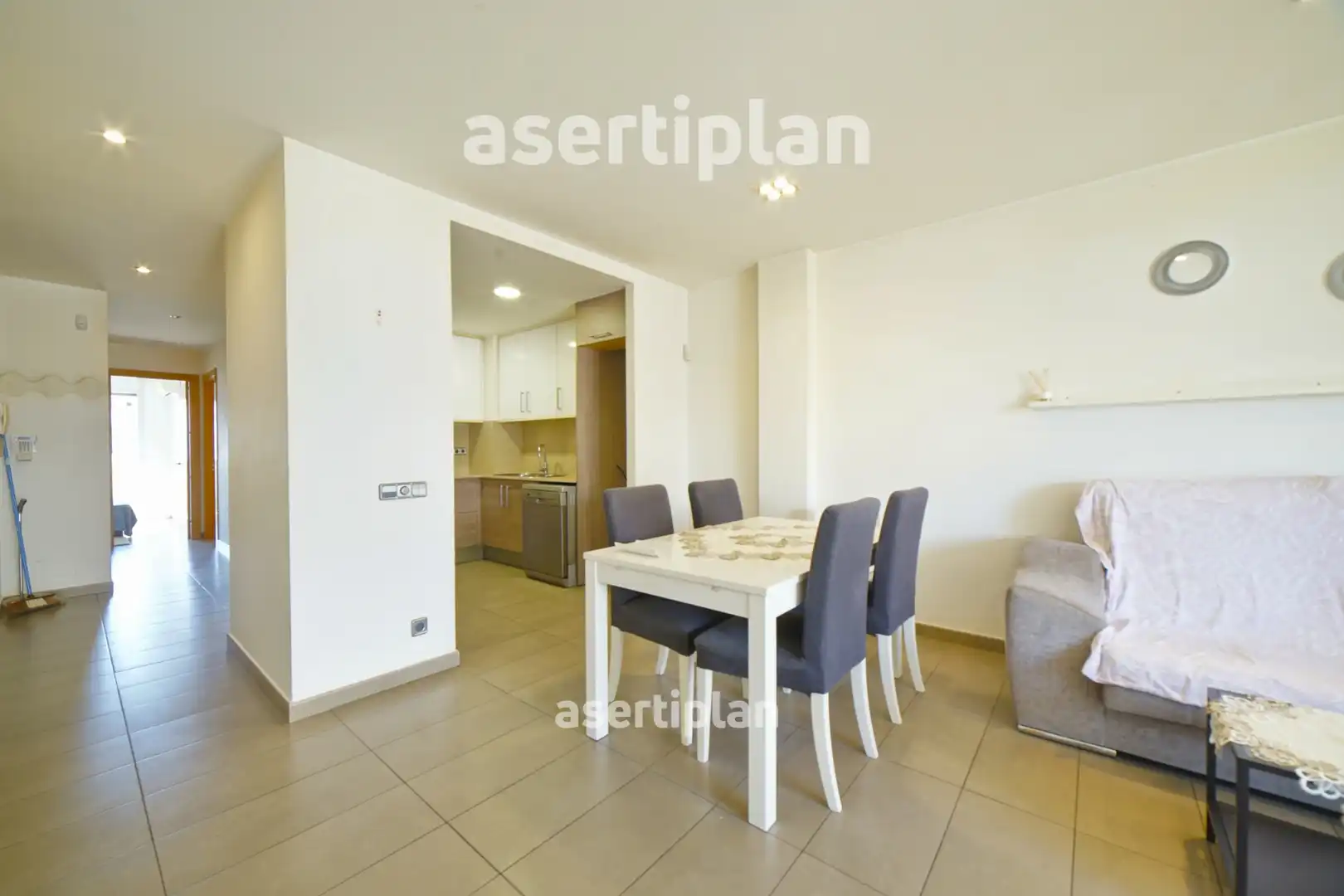 Wohnung zur Miete in Camí Ral de la Mercè, Centre