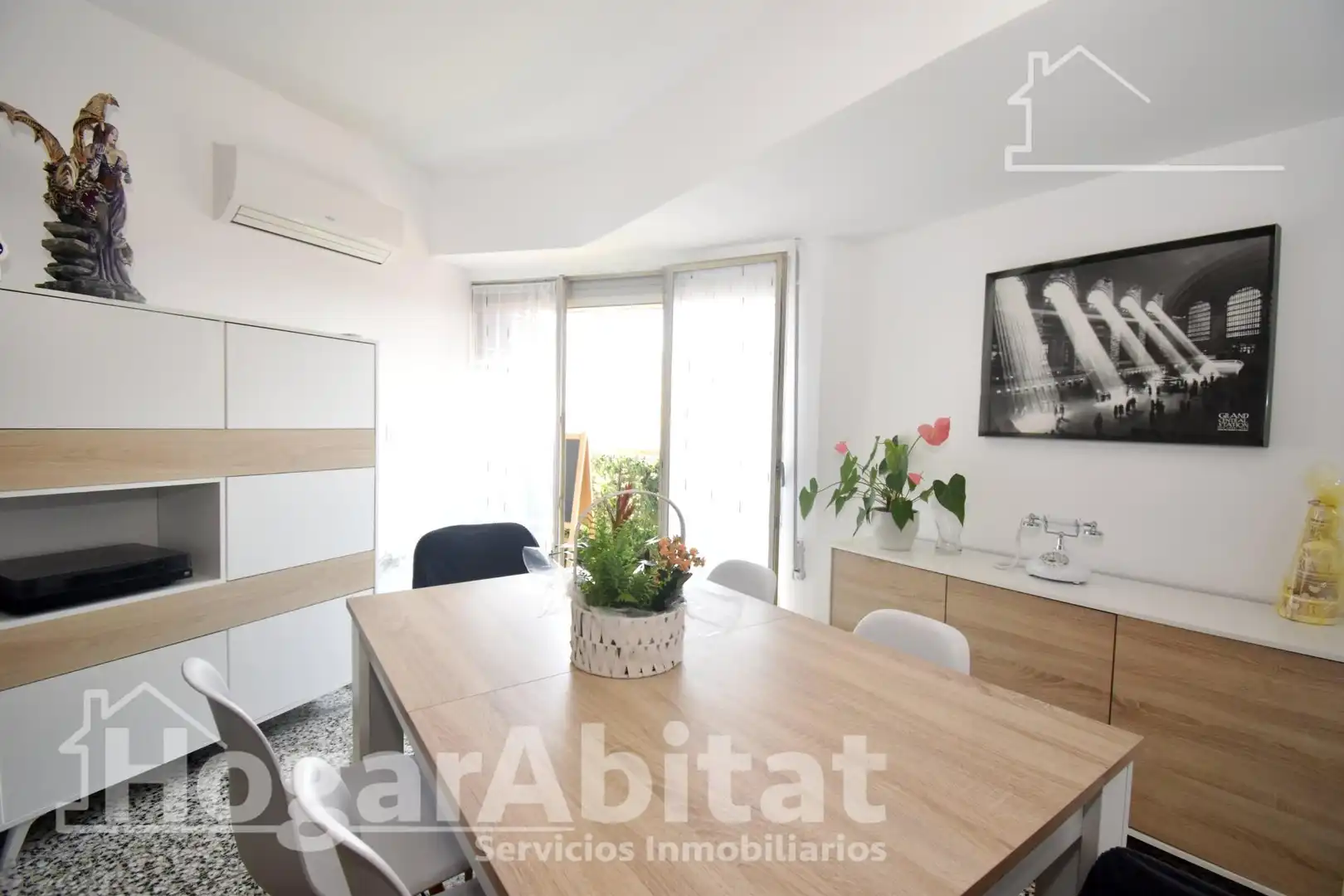 Bedroom of Flat for sale in Castellón de la Plana / Castelló de la Plana  with Air Conditioner, Heating and Furnished