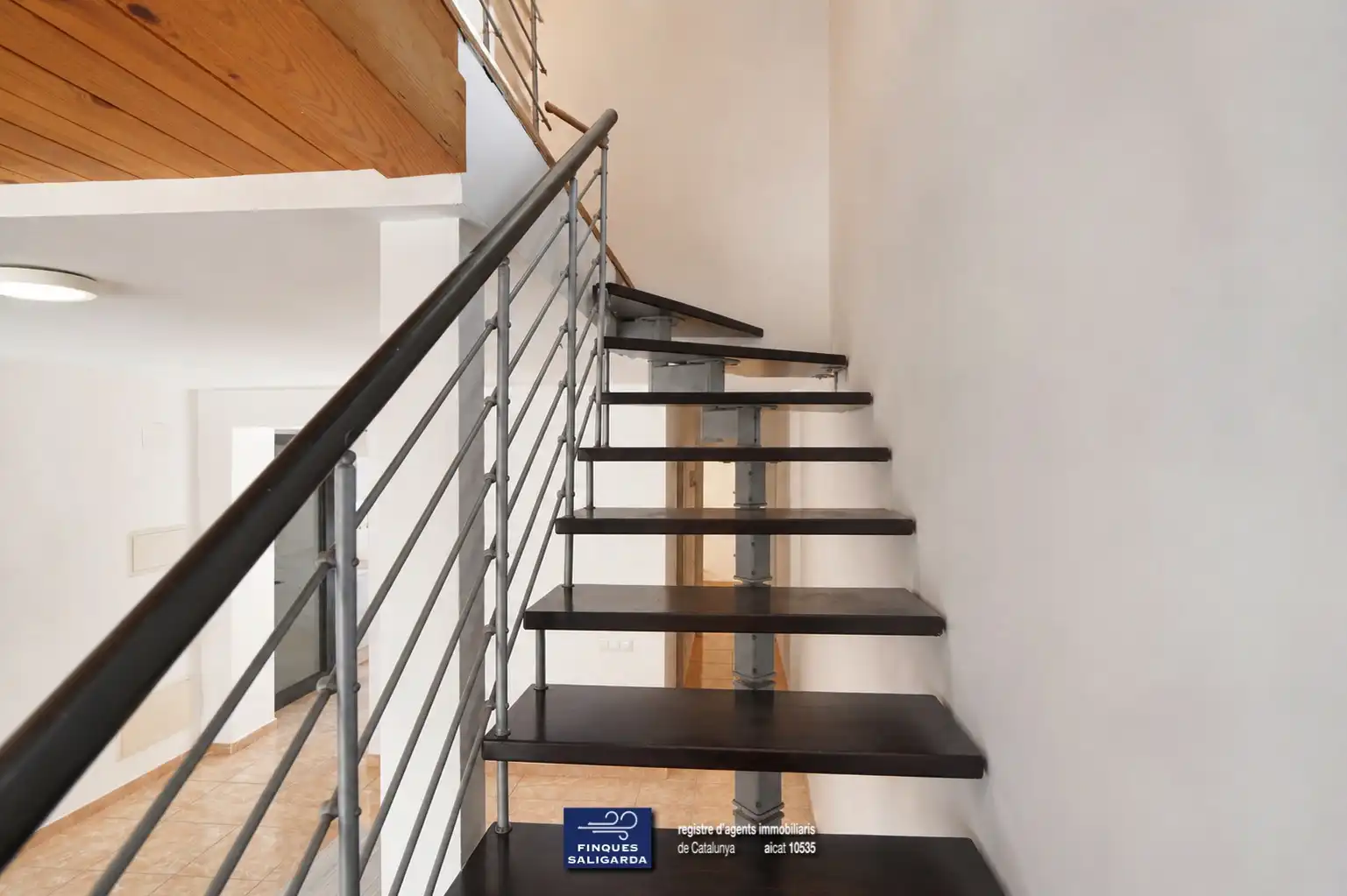 Maisonette zum Verkauf in Santa Eulàlia de Ronçana mit Klimaanlage, Heizung und Terrasse