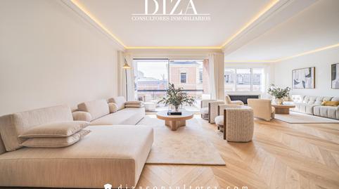 Photo 2 of Flat for sale in De Antonio Maura, Jerónimos,  Madrid Capital