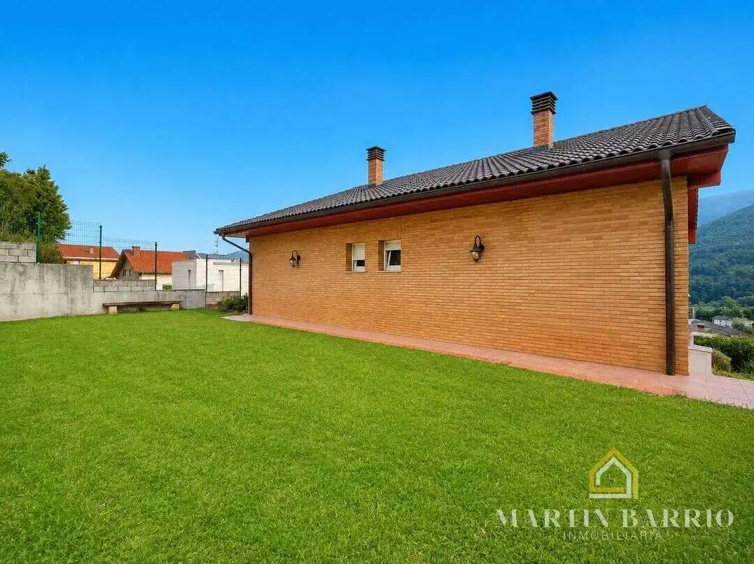 Villa mit Terrasse zum Verkauf in Grupo Laureta, imagen 3