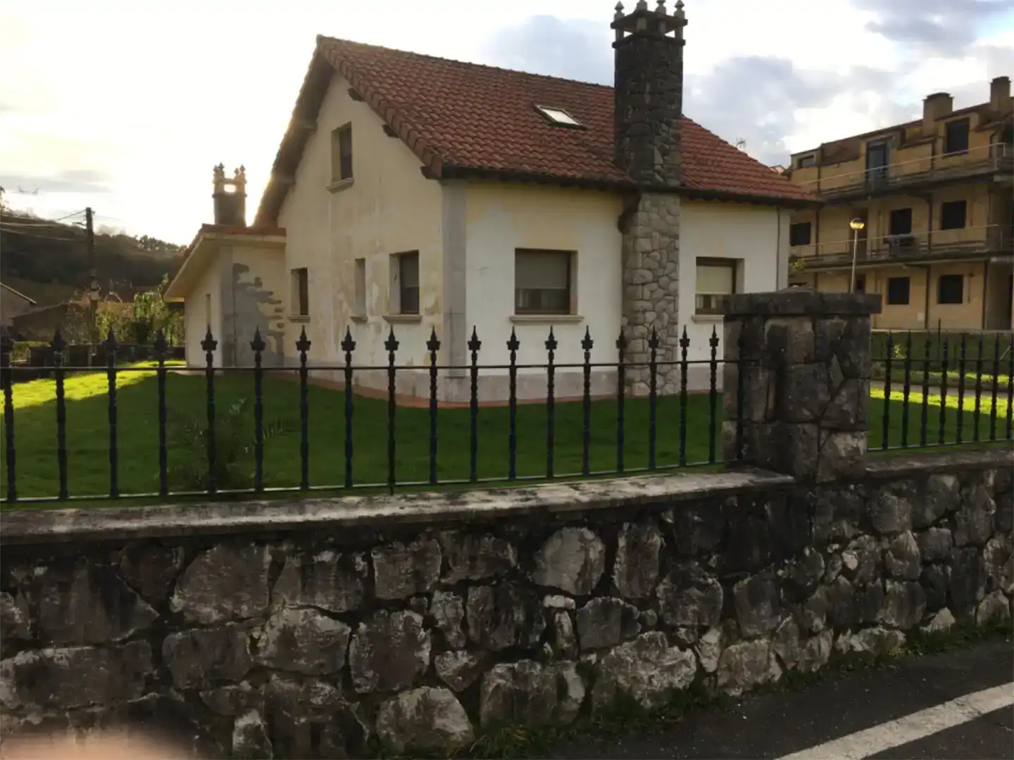 Vista exterior de Casa o chalet en venta en Udías con Balcón