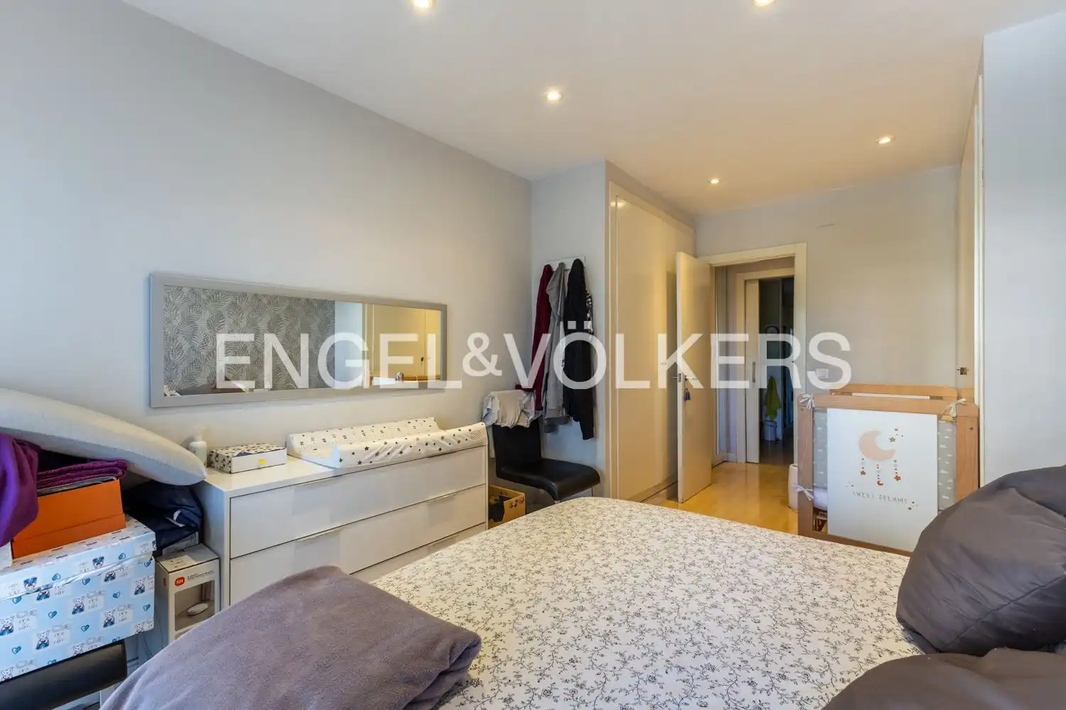 Habitación de Piso en venta en Valencia con Aire acondicionado, Calefacción y Balcón