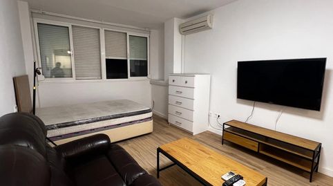 Foto 2 de Estudio de alquiler en Montemar, Torremolinos