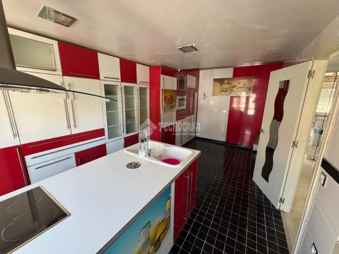 Cocina de Casa adosada en venta en Ontígola con Calefacción